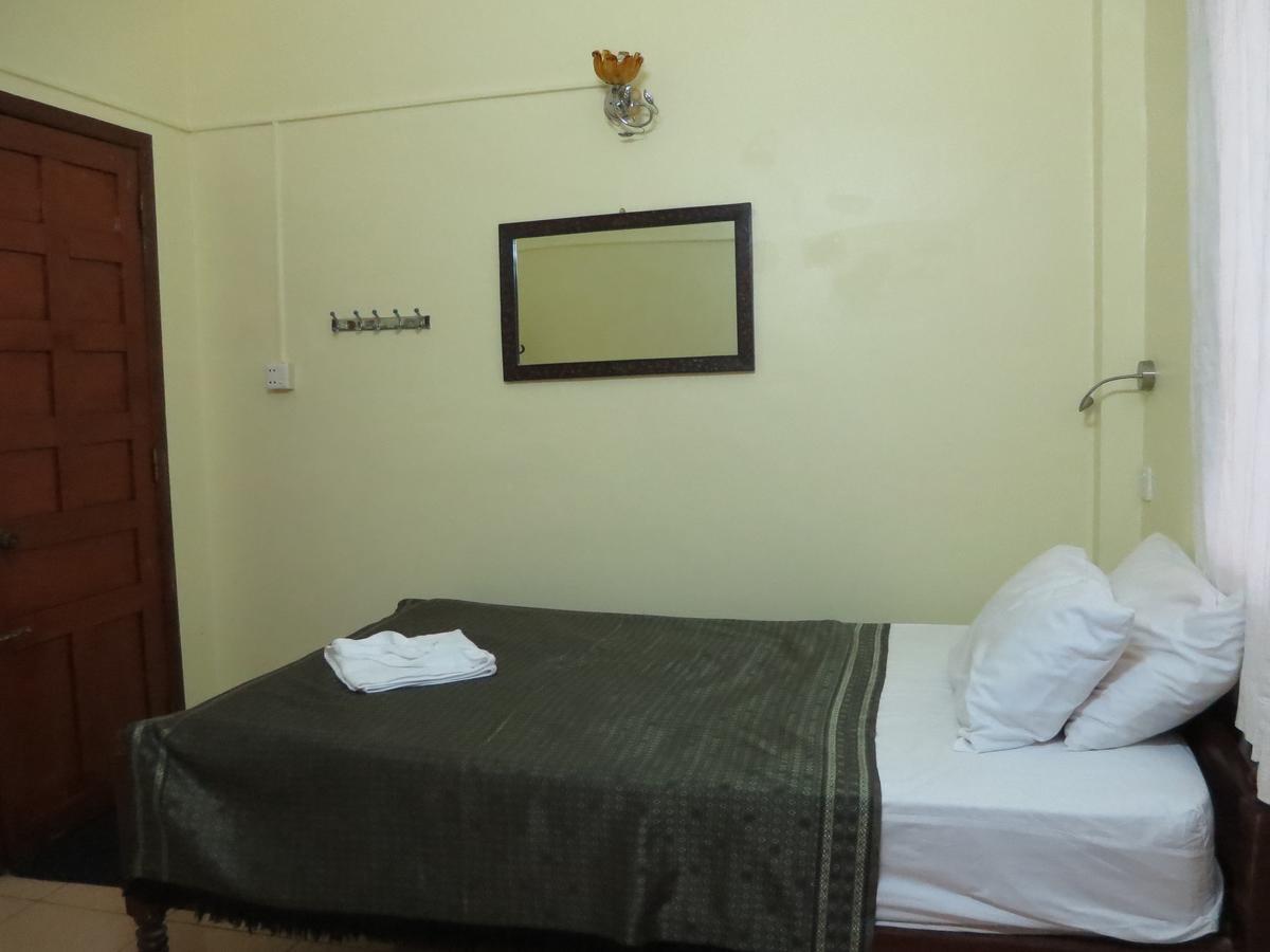 Goldie Guesthouse Πνομ Πενχ Εξωτερικό φωτογραφία
