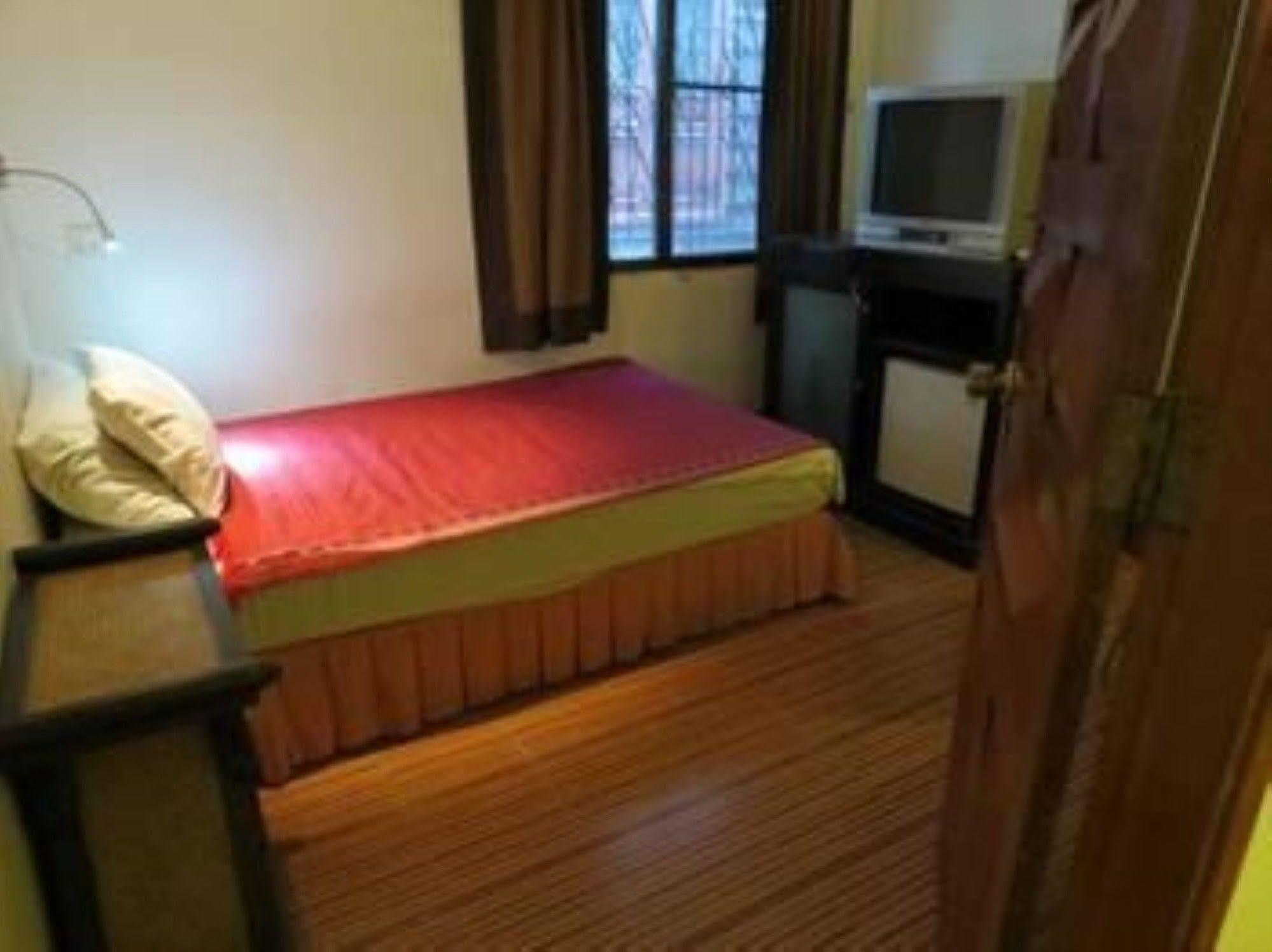 Goldie Guesthouse Πνομ Πενχ Εξωτερικό φωτογραφία