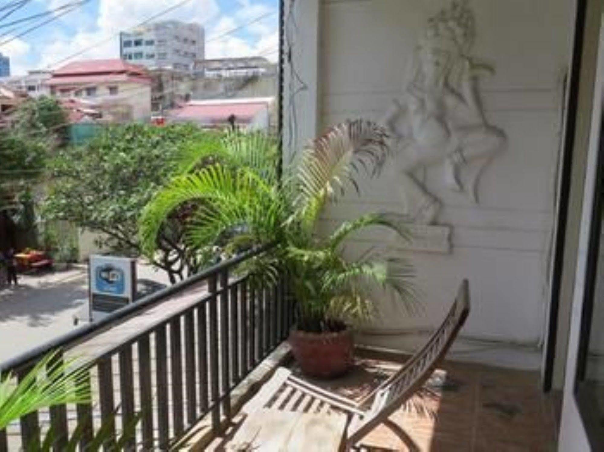 Goldie Guesthouse Πνομ Πενχ Εξωτερικό φωτογραφία